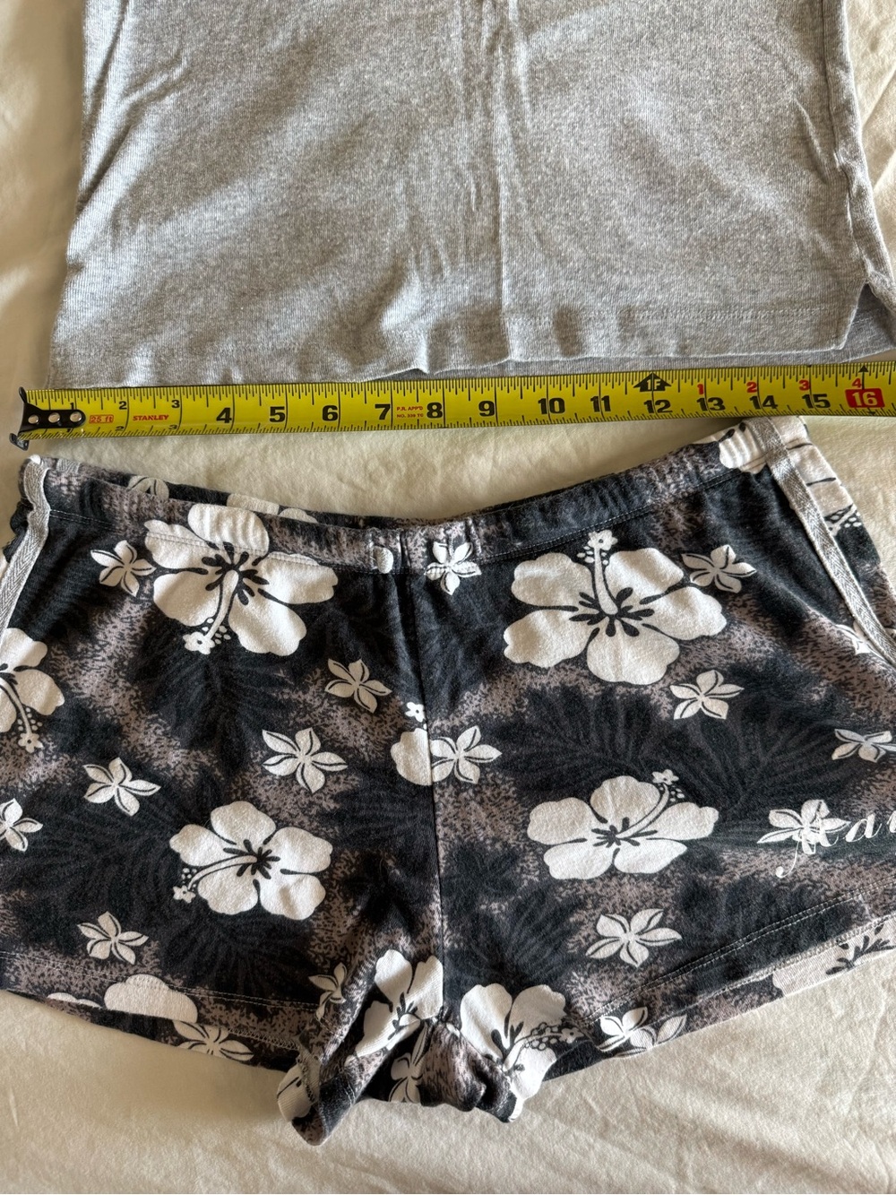 Maui Grey Camisole & Black Floral Sleep Shorts Set - Picture 8 of 16